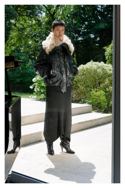 Look 13